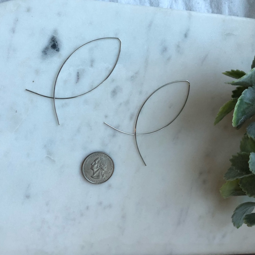 The Eryn - Simple Silver Threader Hoops - Picture 4 of 6